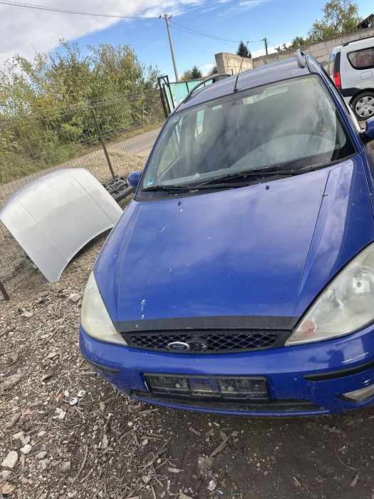 Dezmembrez ford focus 1 1.6i si 1.8i