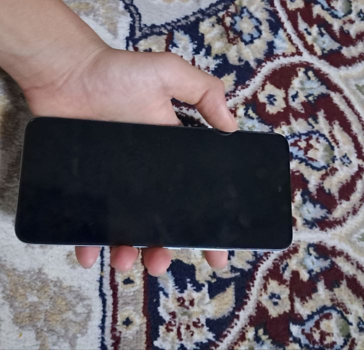 Redmi 13 xolati yaxwi