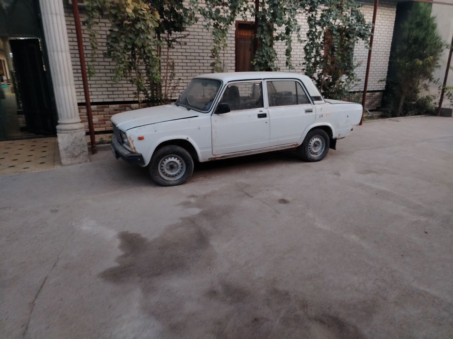 07 jiguli 2007 sotiladi karbratr