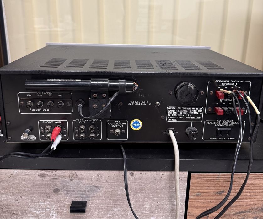 Ретро усилвател - ресивър MARANTZ 2216 - 1976-1978 г.
