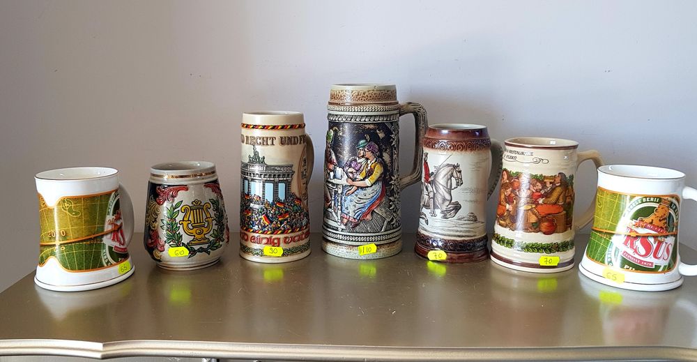 Halbe de bere vechi din porțelan