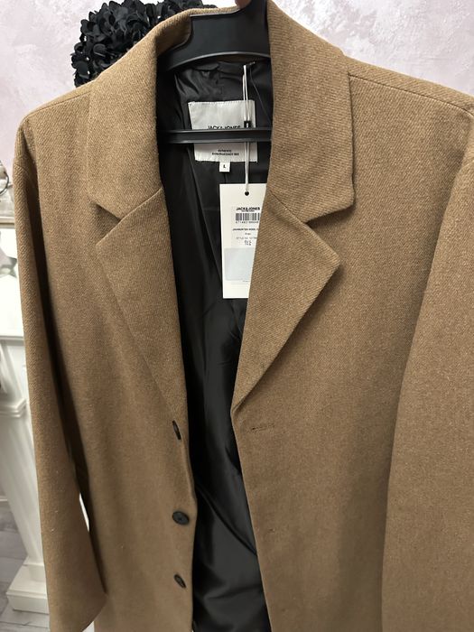 De vanzare palton Jack & Jones ( NOU )midi din amestec de lana