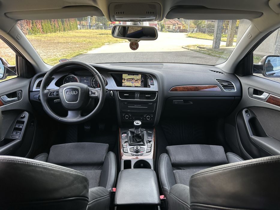 Audi A4 / Berlină / 2.0 TDI / 2012 / Mocca Brown / SportLine / EURO 5
