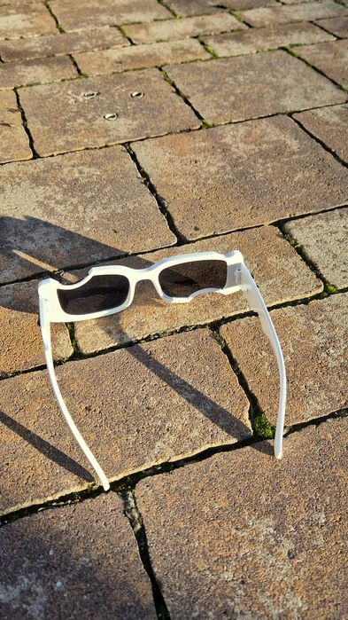 Ochelari de soare Off White Cady albi