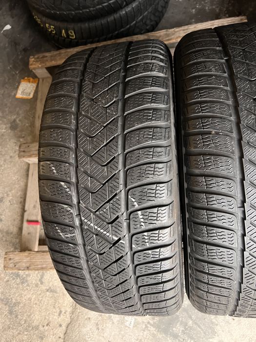 2 anvelope iarna 245/45/18 , Pirelli , DOT 2021 !