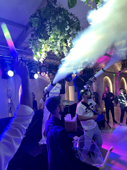 Dj Nunta,Dj Botez,Dj Evenimente Private sau Corporate,Sonorizare,Dj-Mc