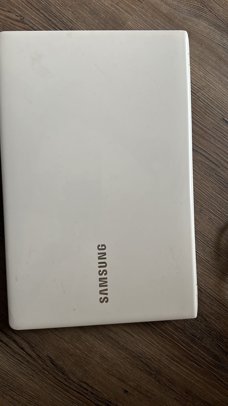 Продаю ноутбук корейский Samsung