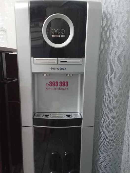 Продам кулер для воды.