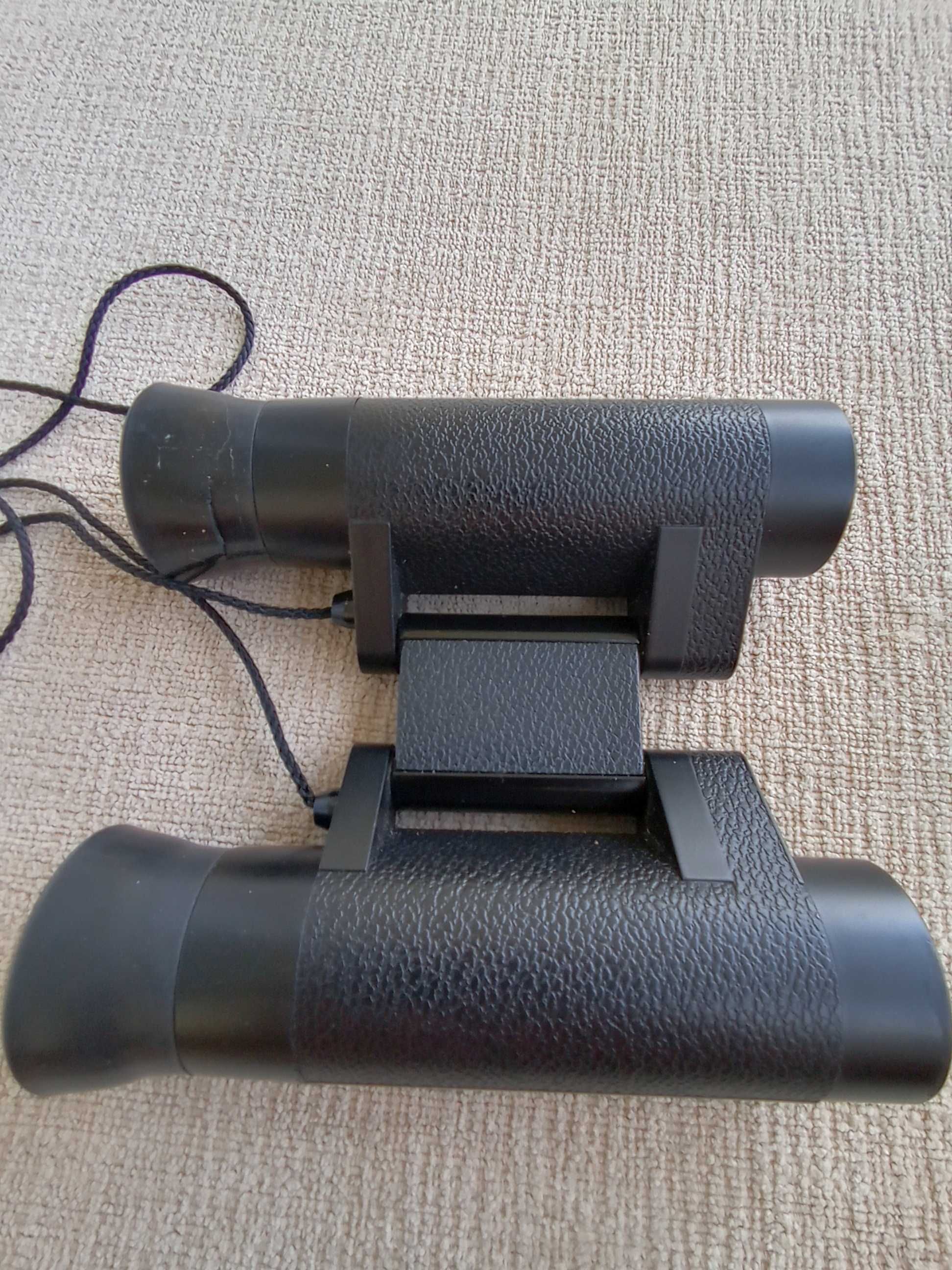Джобен бинокъл Carl Zeiss 8x20B West Germany
