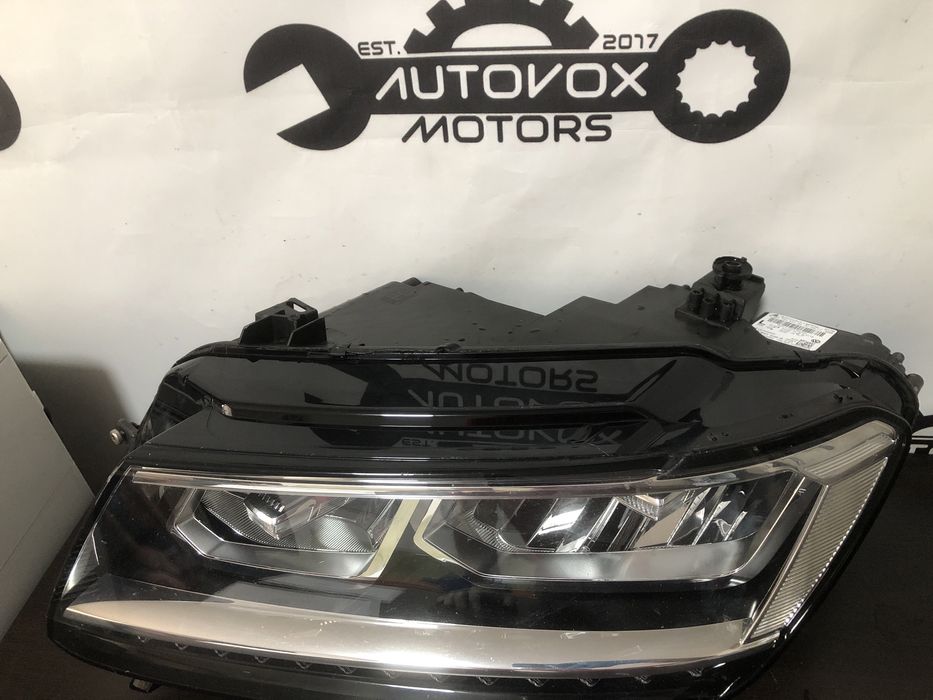 Far stanga Full Led VW Tiguan AD1 cod: 5NB941035B model 2017