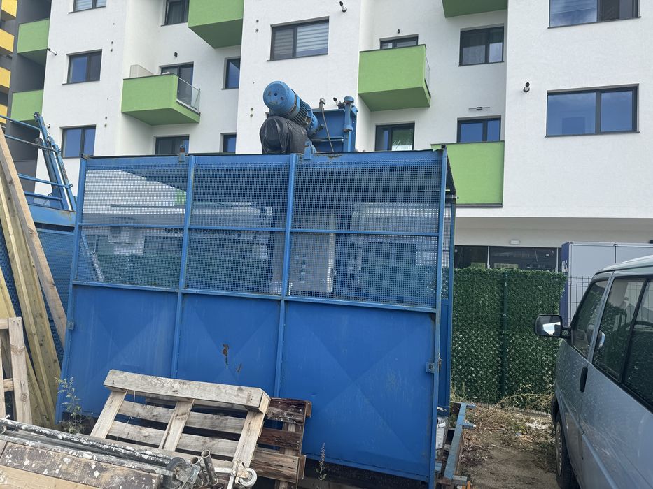 Vand lift fatada model PD1500