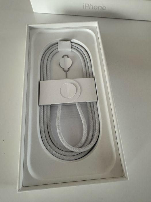 Iphone 15 pro - като нов Natural Titanium, 5G