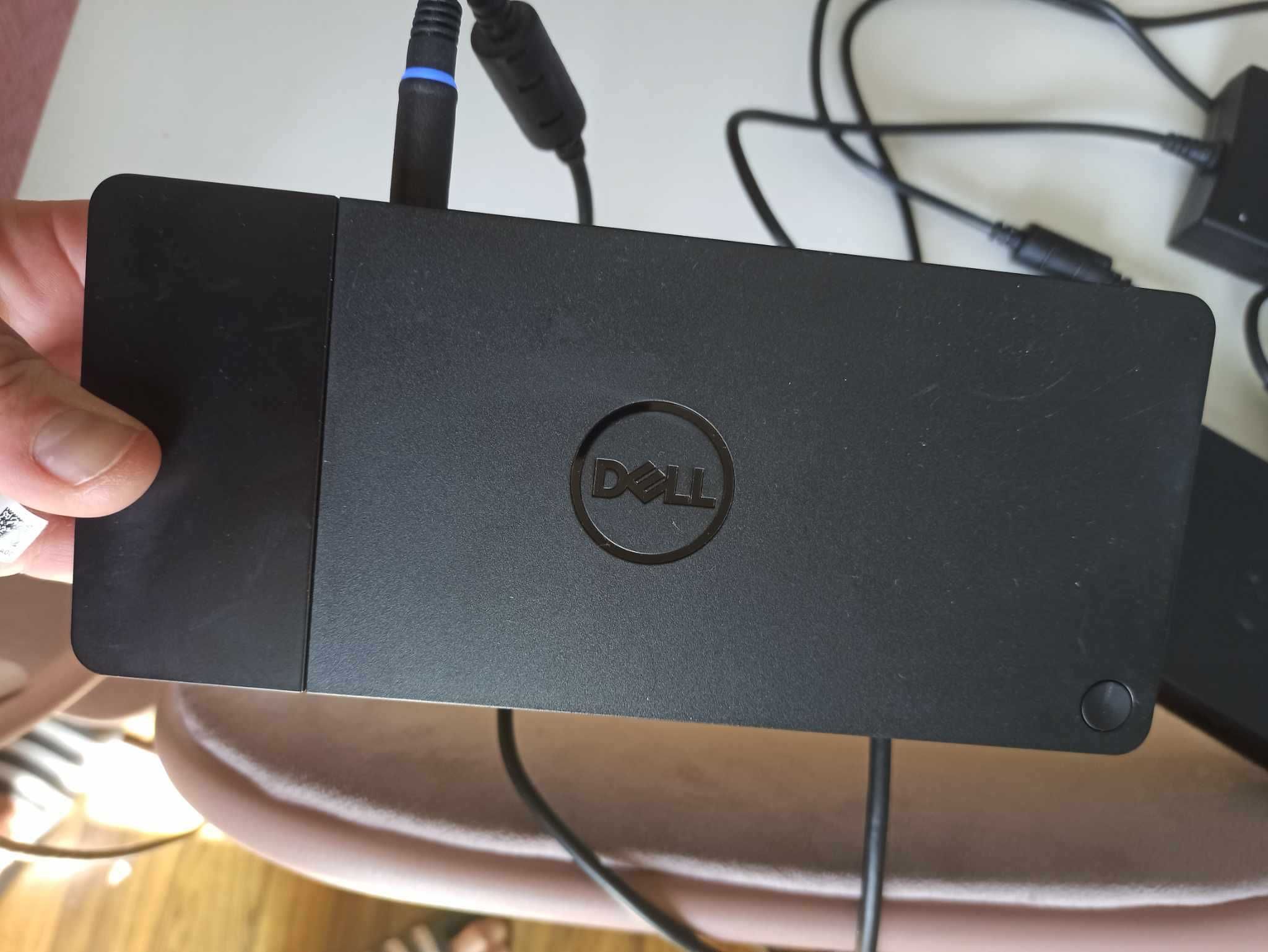 Последна докинг станция Dell