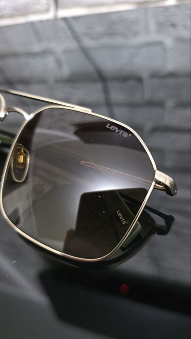 Оригинальные очки Levi's