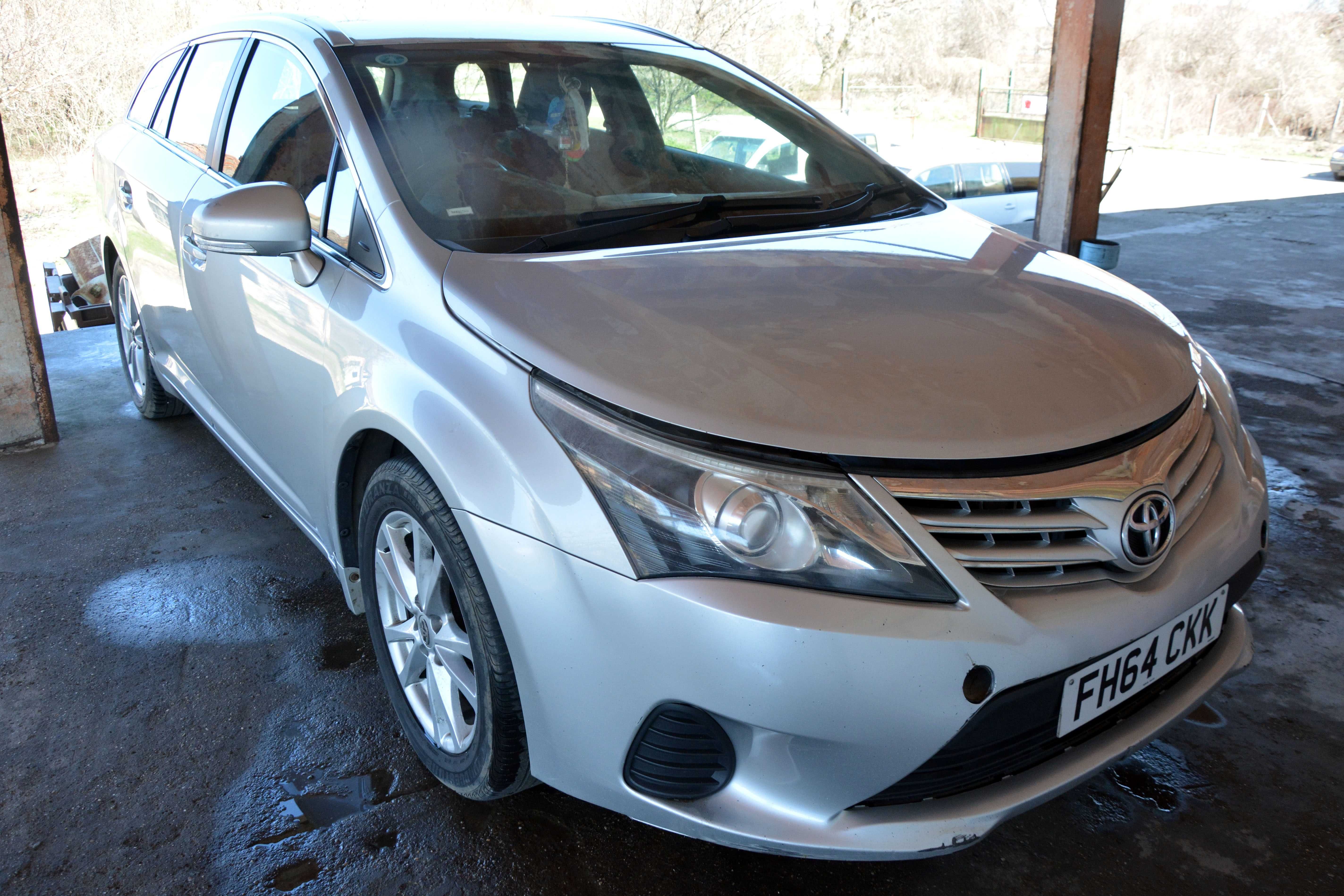 Toyota Avensis III 2009-2015 НА ЧАСТИ - Цени в описанието