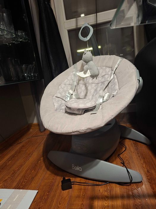 Бебешка люлка Bella