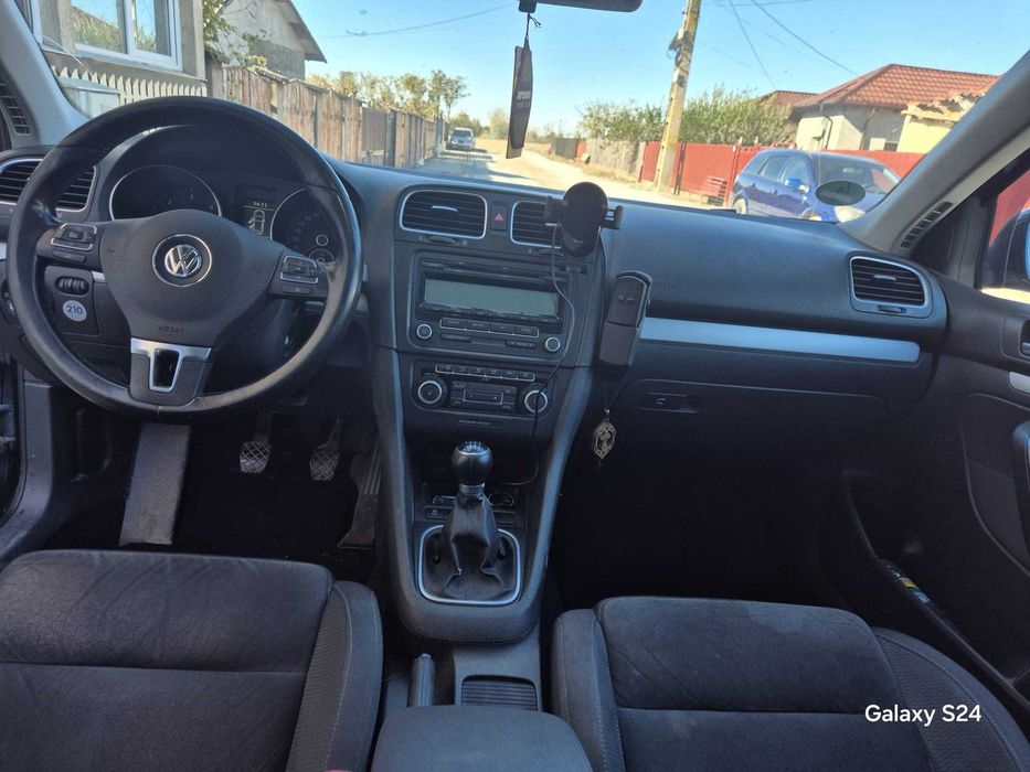 VW Golf 6 2.0tdi 140cp Panoramic 2011 Highline Primul proprietar Ro