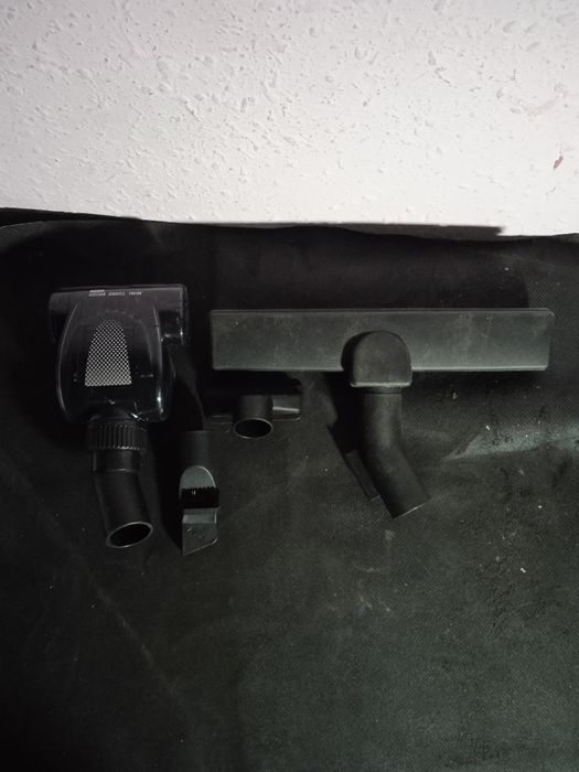 Насадки для пылесоса.