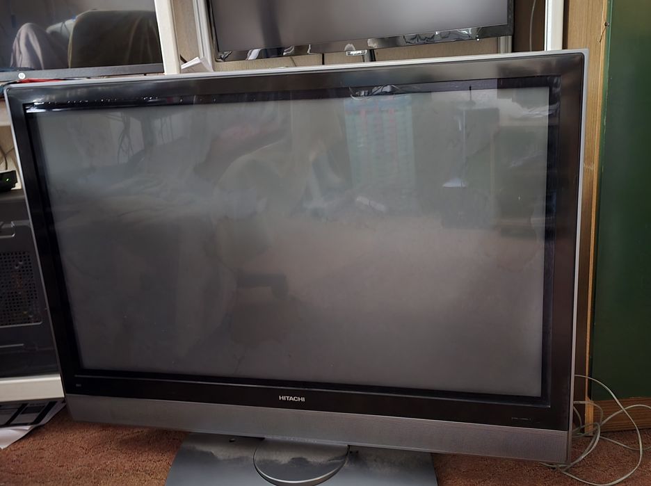 Телевизор Hitachi б/у