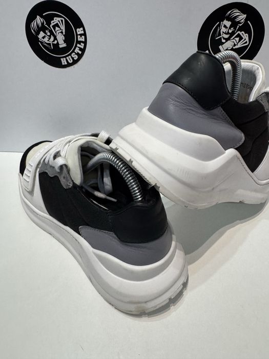 Сникърси BURBERRY.Номер 39