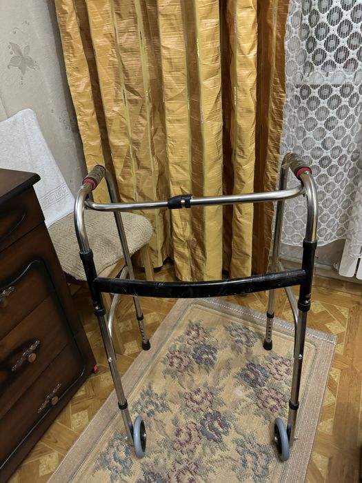 Продам ходунки - новые