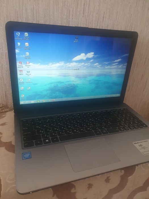 Продам современный офисный ноутбук Asus