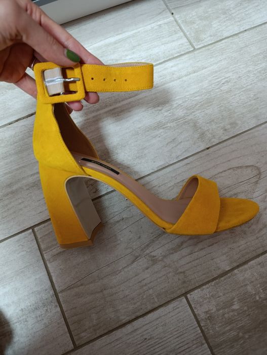 ДаНово дамски елегантни сандали Gino Rossi, 40