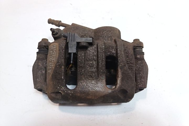 Etrier fata stanga A6394210698 Mercedes-Benz Vito W639