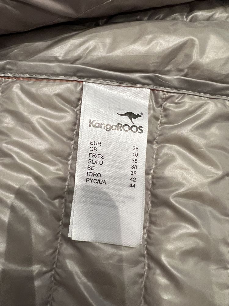 Geaca femei Kangaroos S Noua!