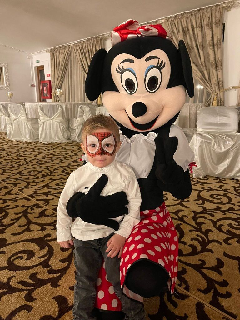 Mascote Minnie și Mickey/ Animatori