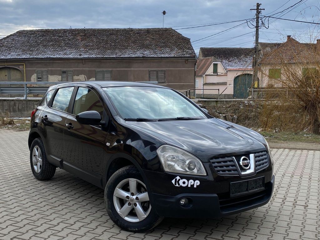 Vînd Nissan Qashqai 2008