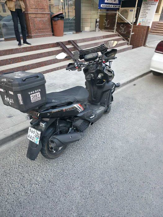 скутер skuter Cavalo