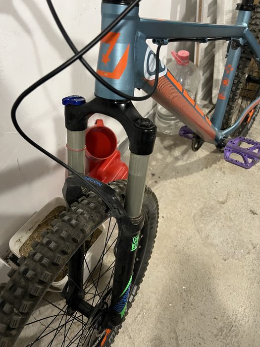 Боен твърдак: Drag c1 custom