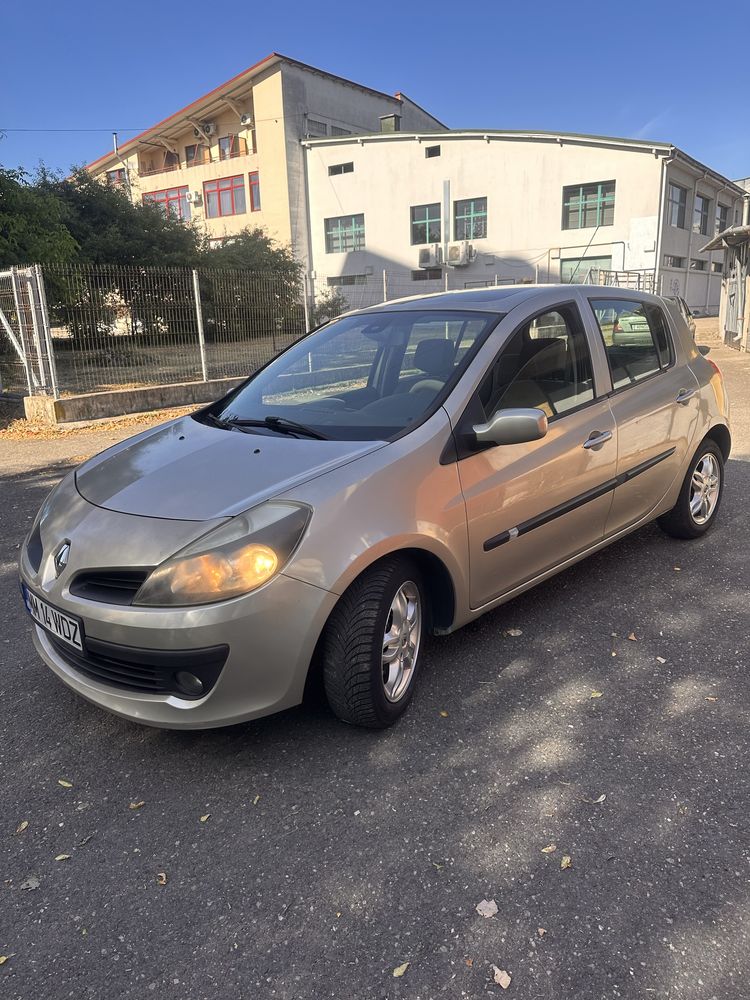Renault Clio 1.4 16V,98 CP