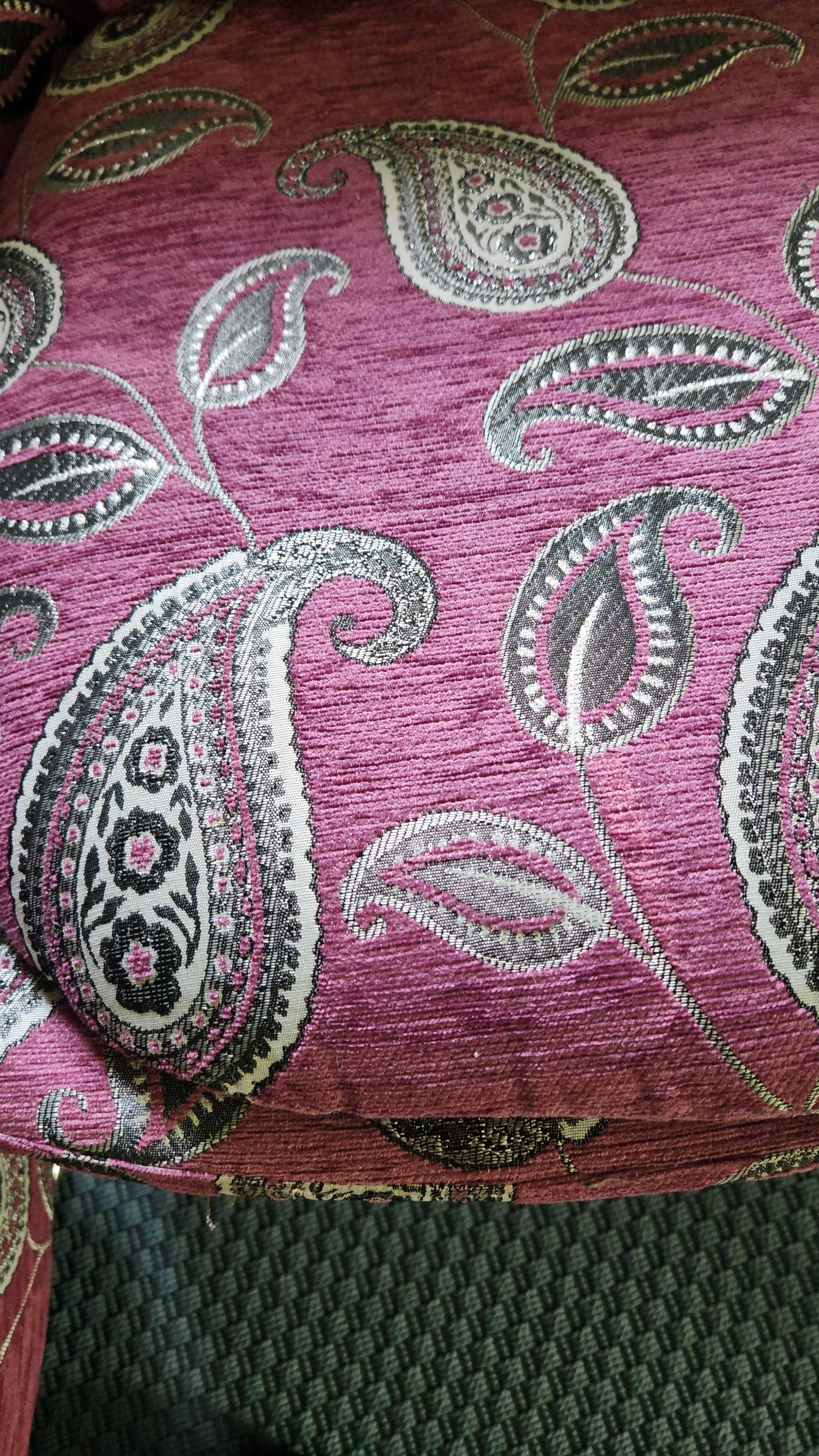 Set fotolii nou retapitate paisley cu fir argintiu