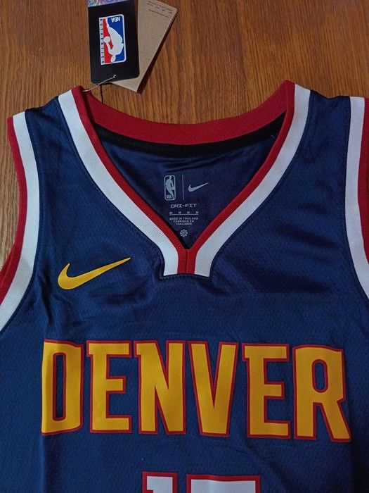 Maieu de baschet cu Nikola Jokic (disponibil)