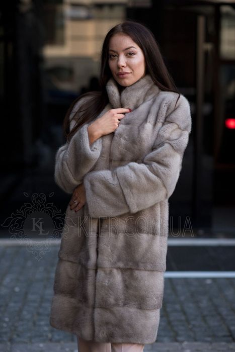 Продам норковую шубу