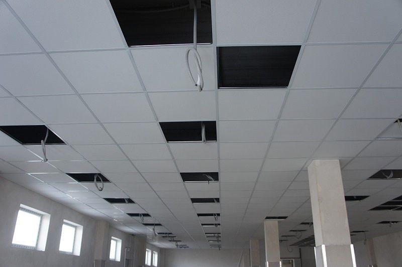 Armstrong patalok, Rotband shitukaturka aparat, gipsakarton, malyarka