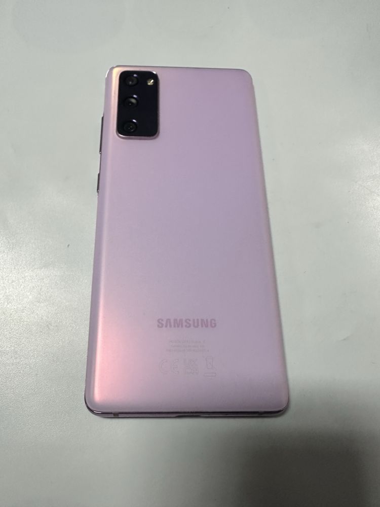 Samsung Galaxy S20 FE 5G 6/128 перфектен