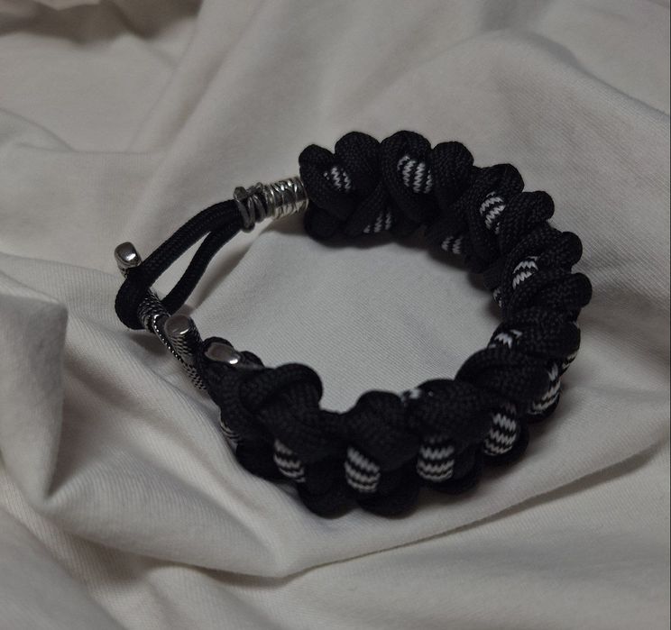 Плетённые браслеты из паракорда