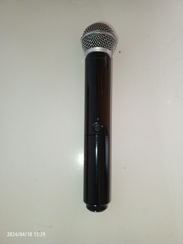Радиомикрофон Shure BLX.