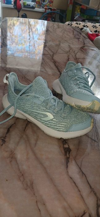 Спортни маратонки