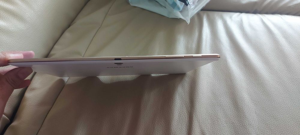 Vand tableta Samsung tab S