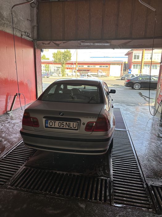 Seria 3 E46 320D 136 Cai
