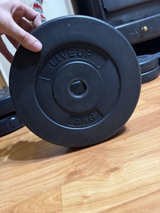 Тежести дискове ф28 и ф30 - 10кг, 5кг, 2.5кг и 1.25кг