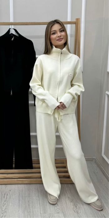 Двойка трикотаж Новая