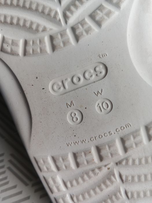 Сандали CROCS x Pokémon 41