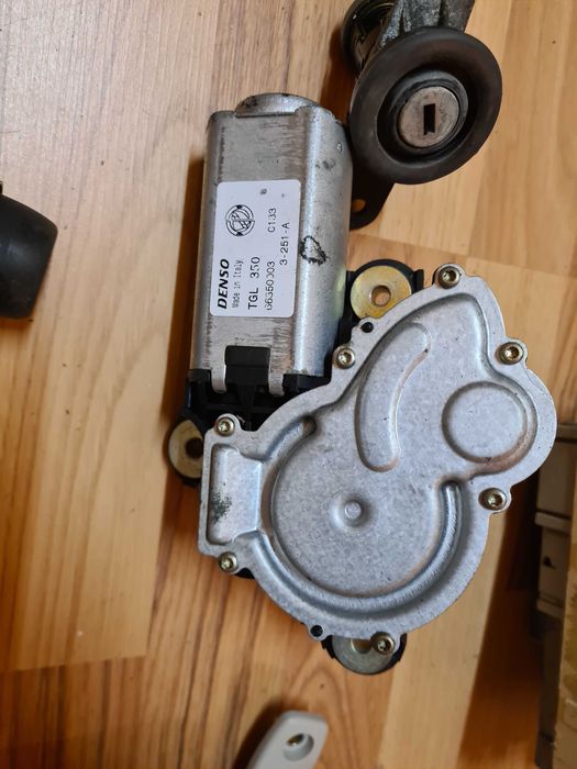 Piese Fiat Stilo 5 usi Hatchback 1.9 JTD Oglinzi Jante Aliaj Abart R17