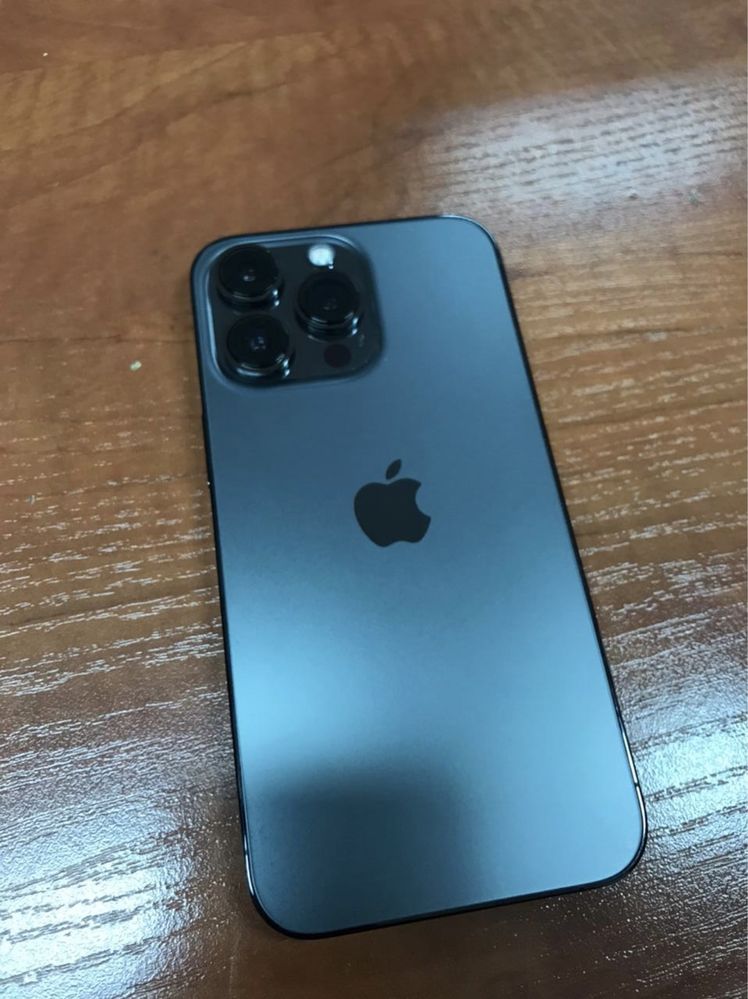 iPhone 13pro с гарантией