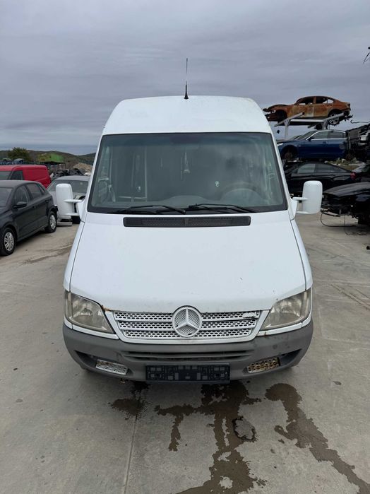 Dezmembrez Sprinter 903 2.2 / 2.7 CDI Euro 3